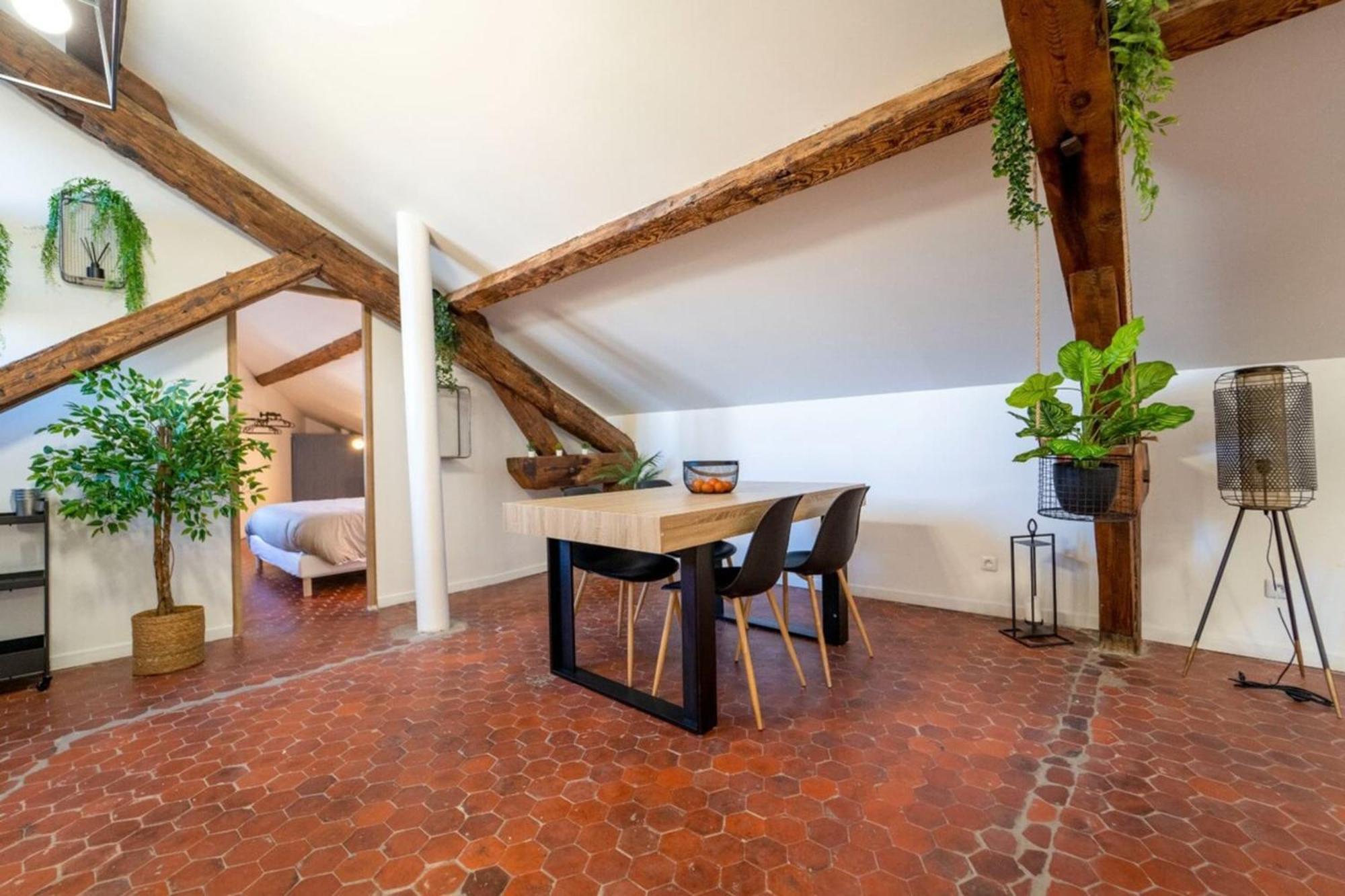 Apartmán Authentique Studio Hypercentre - Clim - Wifi Nîmes Exteriér fotografie